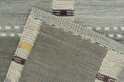 Anna Greta Sjoqvist Flatweave Carpet – Handwoven Wool Rug in Soft Greys | Scandinavian Style