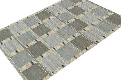 Anna Greta Sjoqvist Flatweave Carpet – Handwoven Wool Rug in Soft Greys | Scandinavian Style